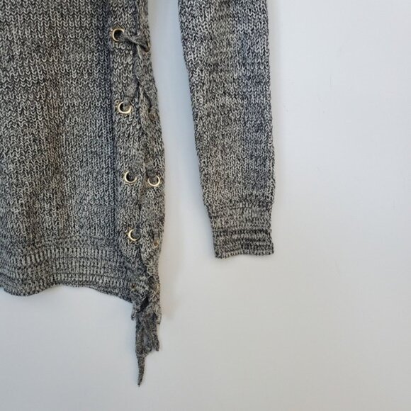 NWT Guess Sweater Lace Up details Size Small - Picture 8 of 15